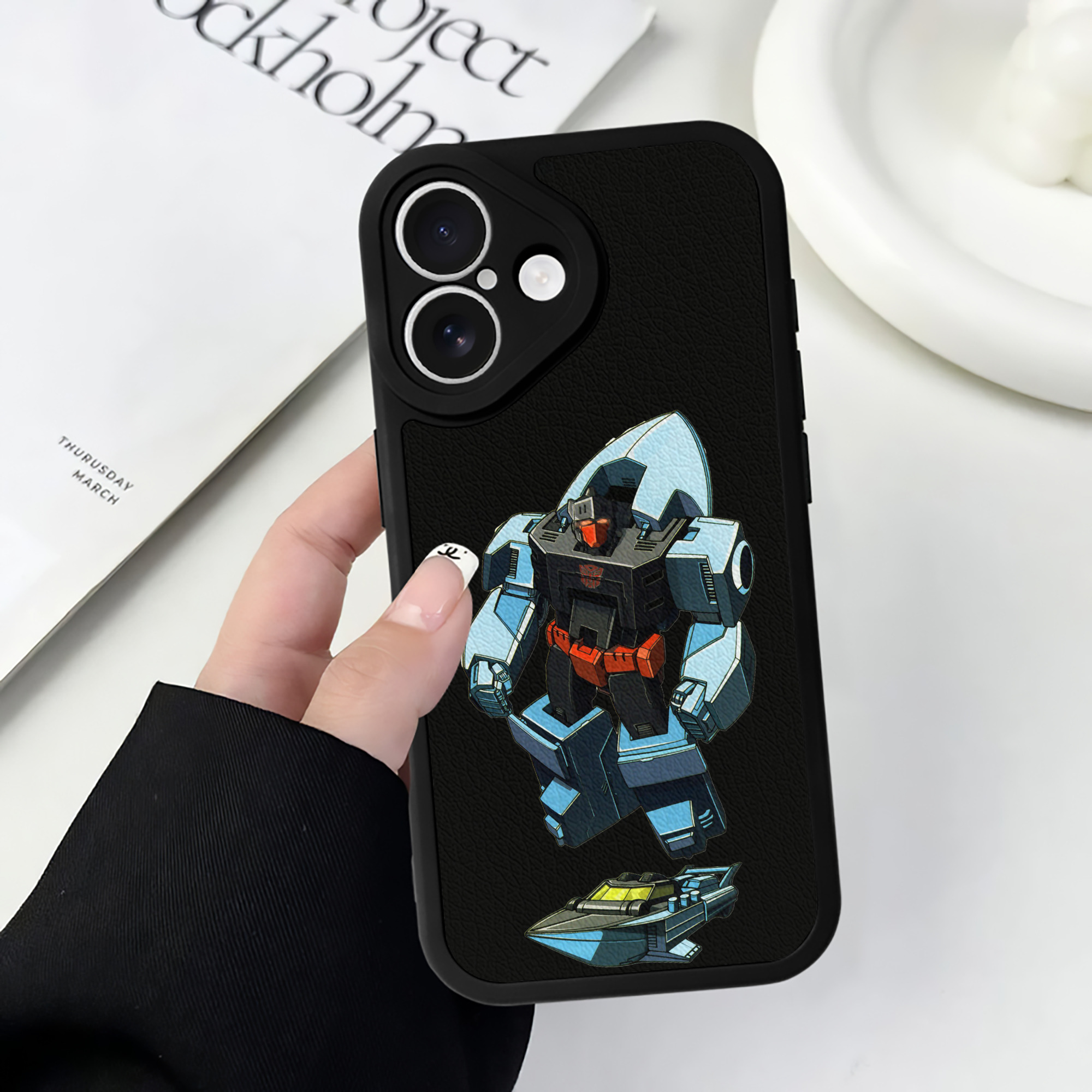 （画像用）  【iPhone 16シリーズ対応】シリコンスマホケース（レザー調） 材質：シリコン